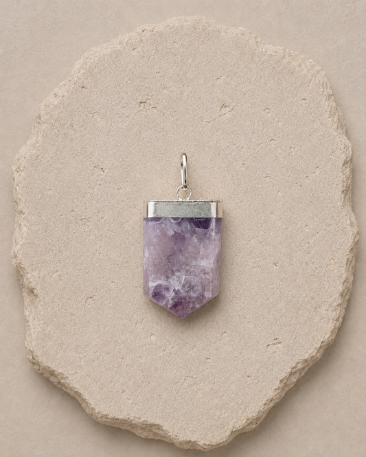 Amethyst Pendant with Spiral Engraving | Pendant de Amatista con Espiral Grabado