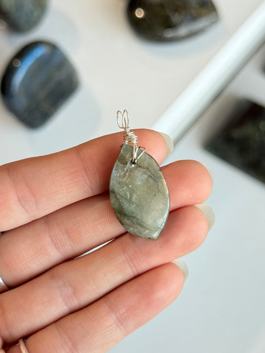 Labradorite Pendant