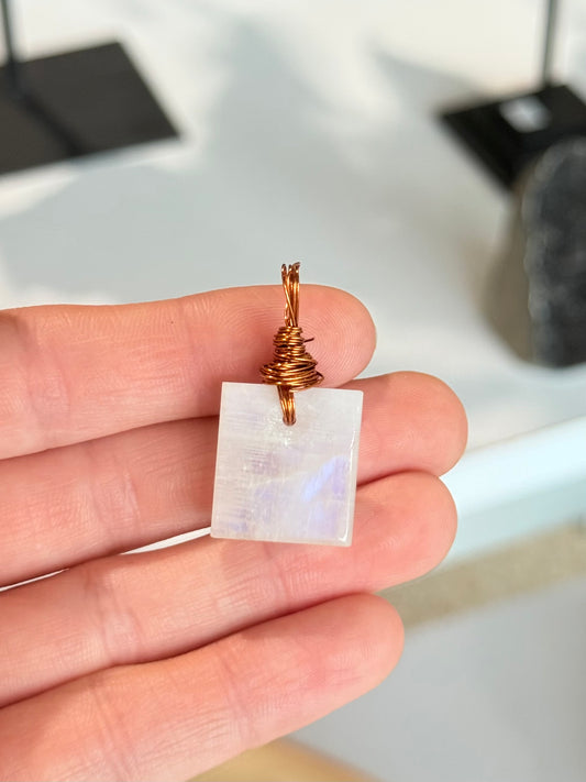 Moonstone Pendant ( Copper Wire )