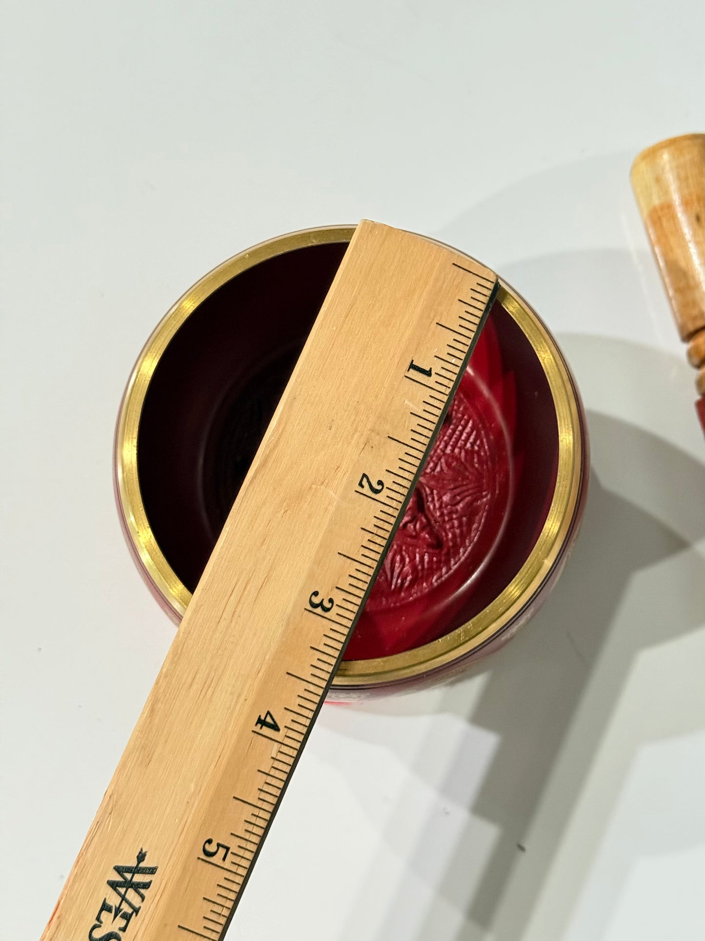 Red Sining Bowl Brass