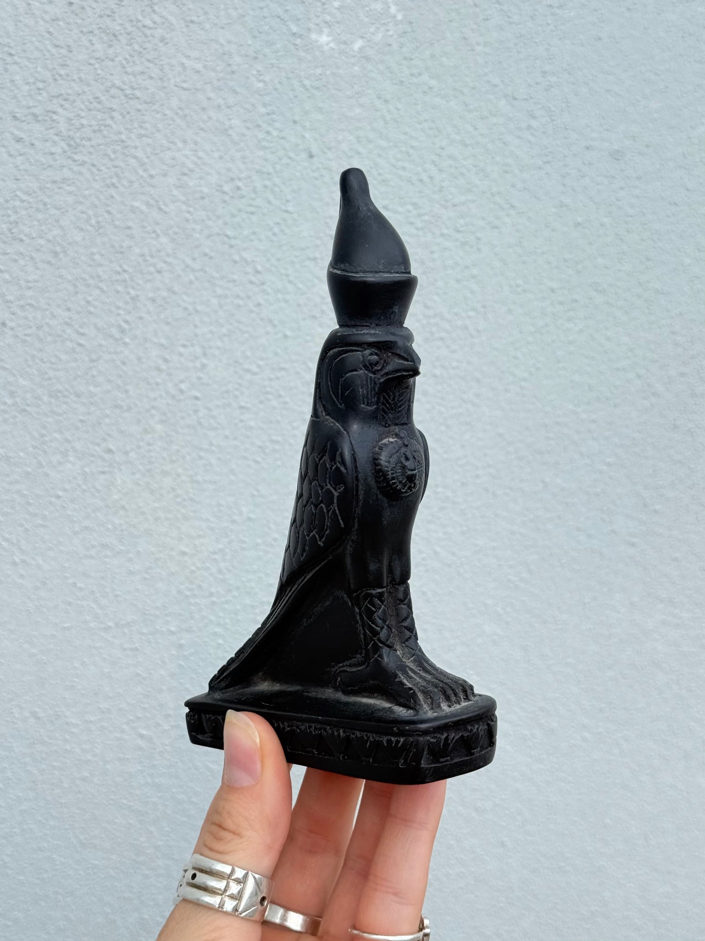 Horus Statue – Gypsum with Basalt, Handcrafted in Egypt
