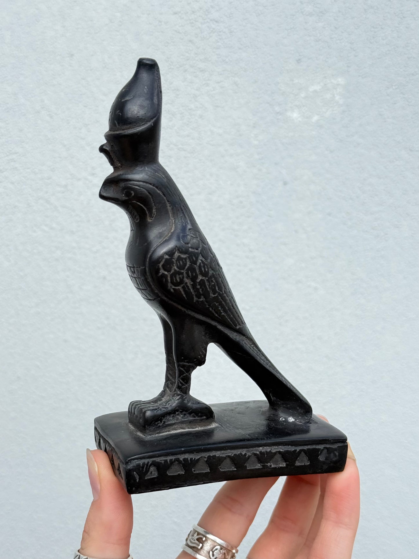 Horus Statue – Gypsum with Basalt, Handcrafted in Egypt