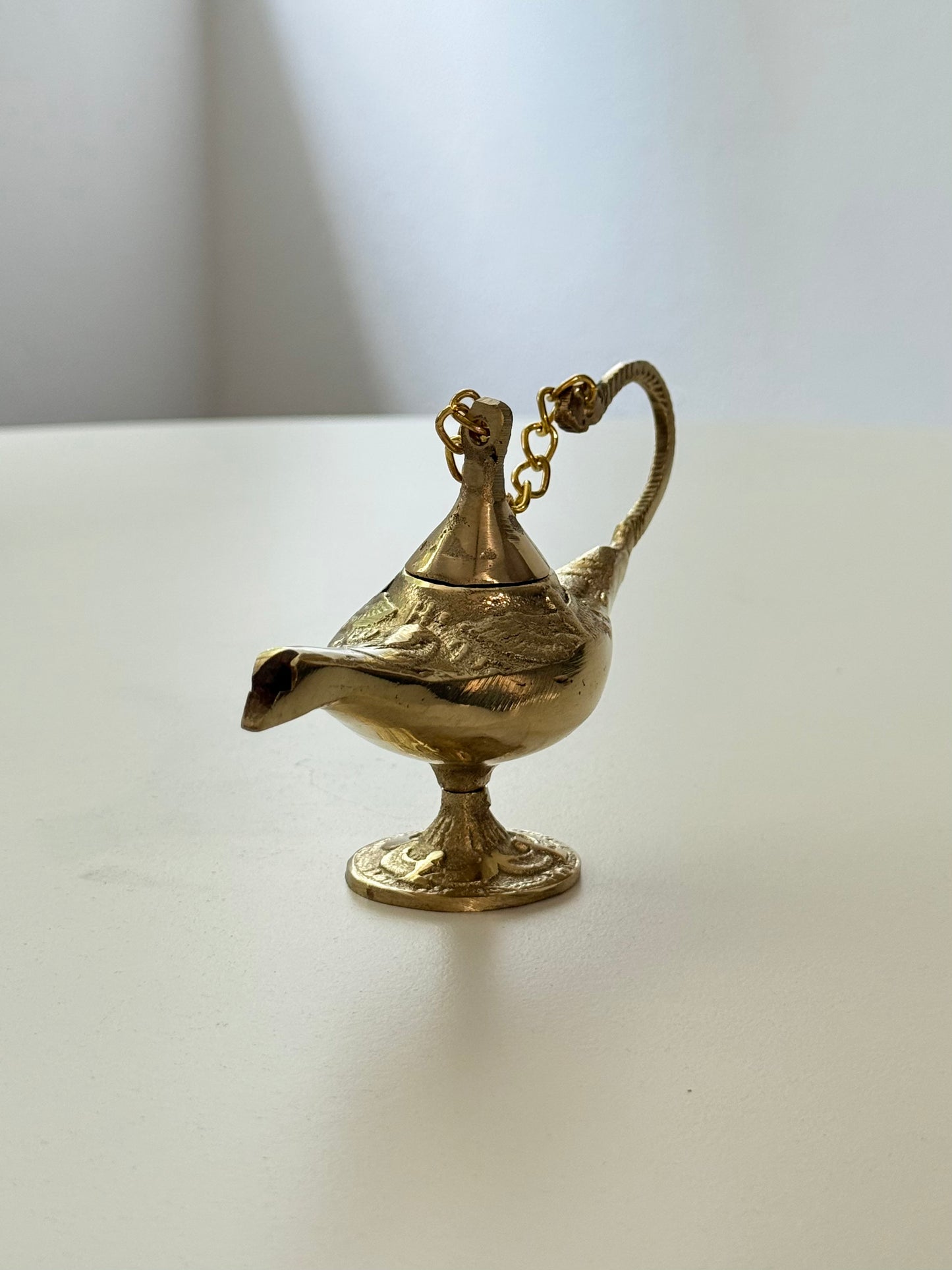 Brass Aladdin-Style Lamp – Traditional Egyptian Design
