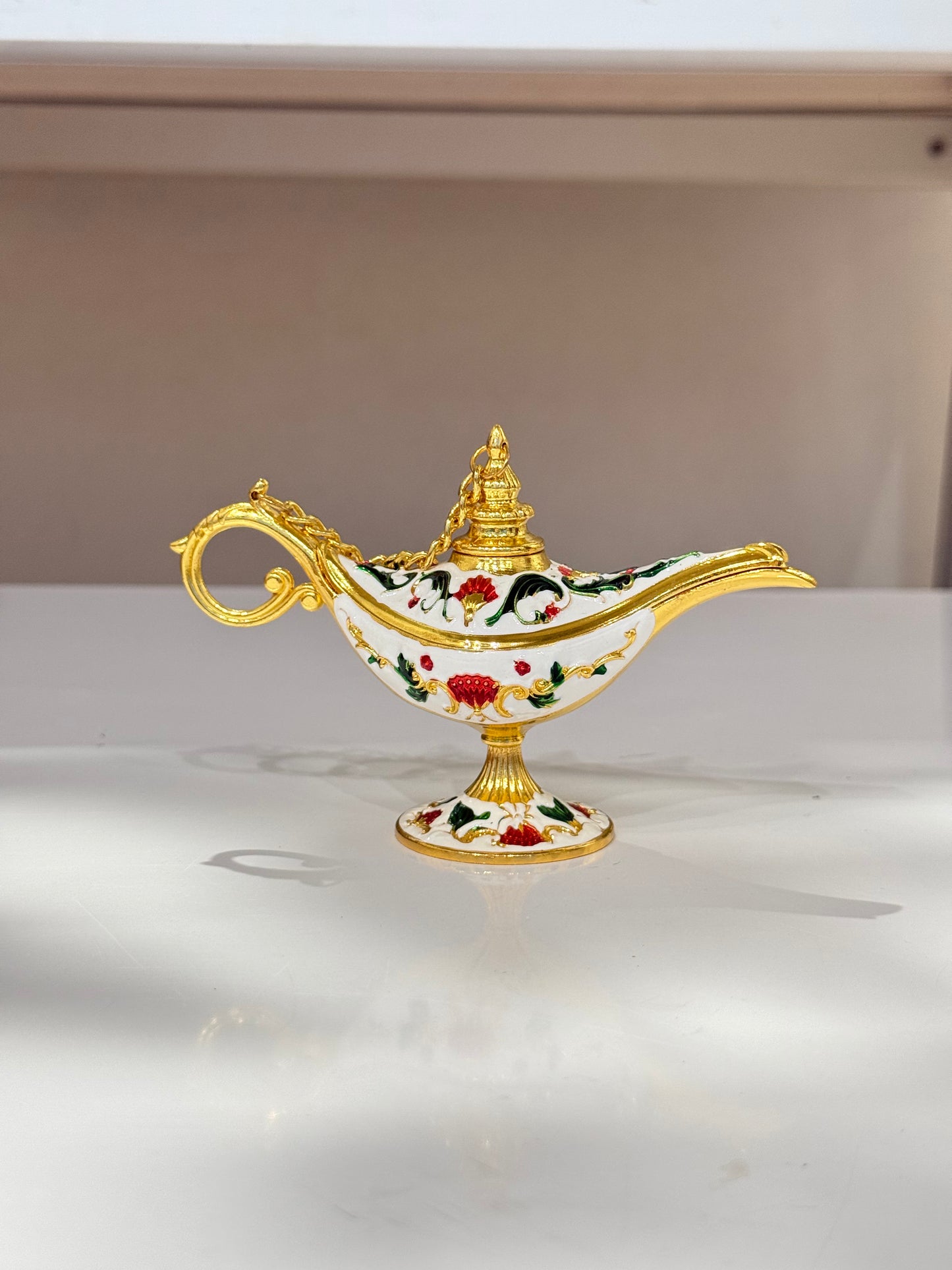 Genie Lamp Decorativa – Qatar ( Brass )