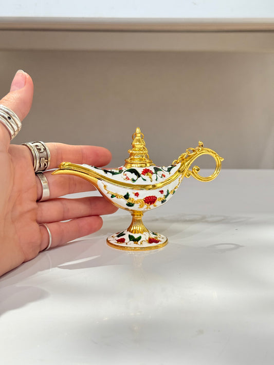 Genie Lamp Decorativa – Qatar ( Brass )