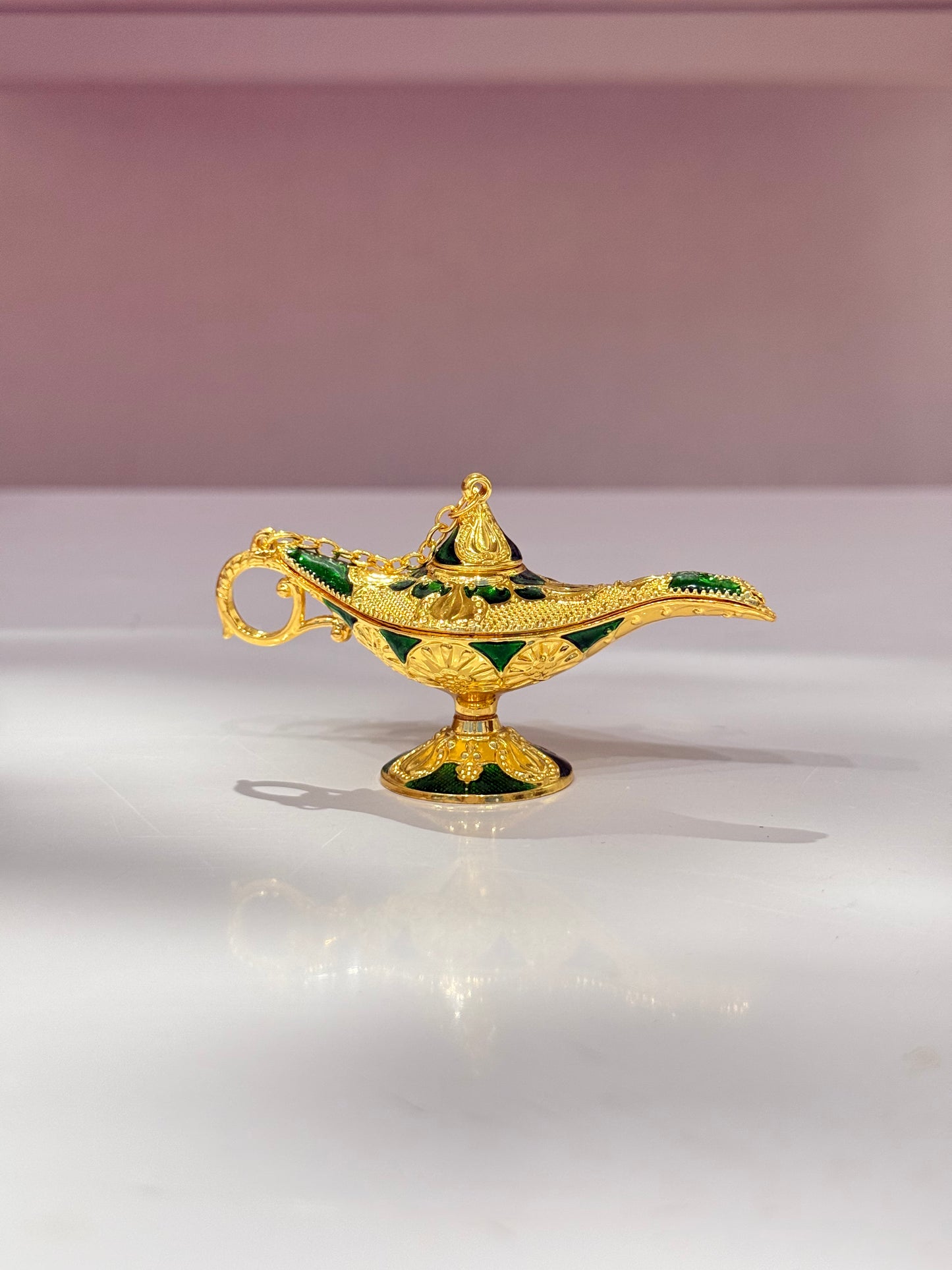 Genie Lamp Decorativa – Qatar ( Brass )