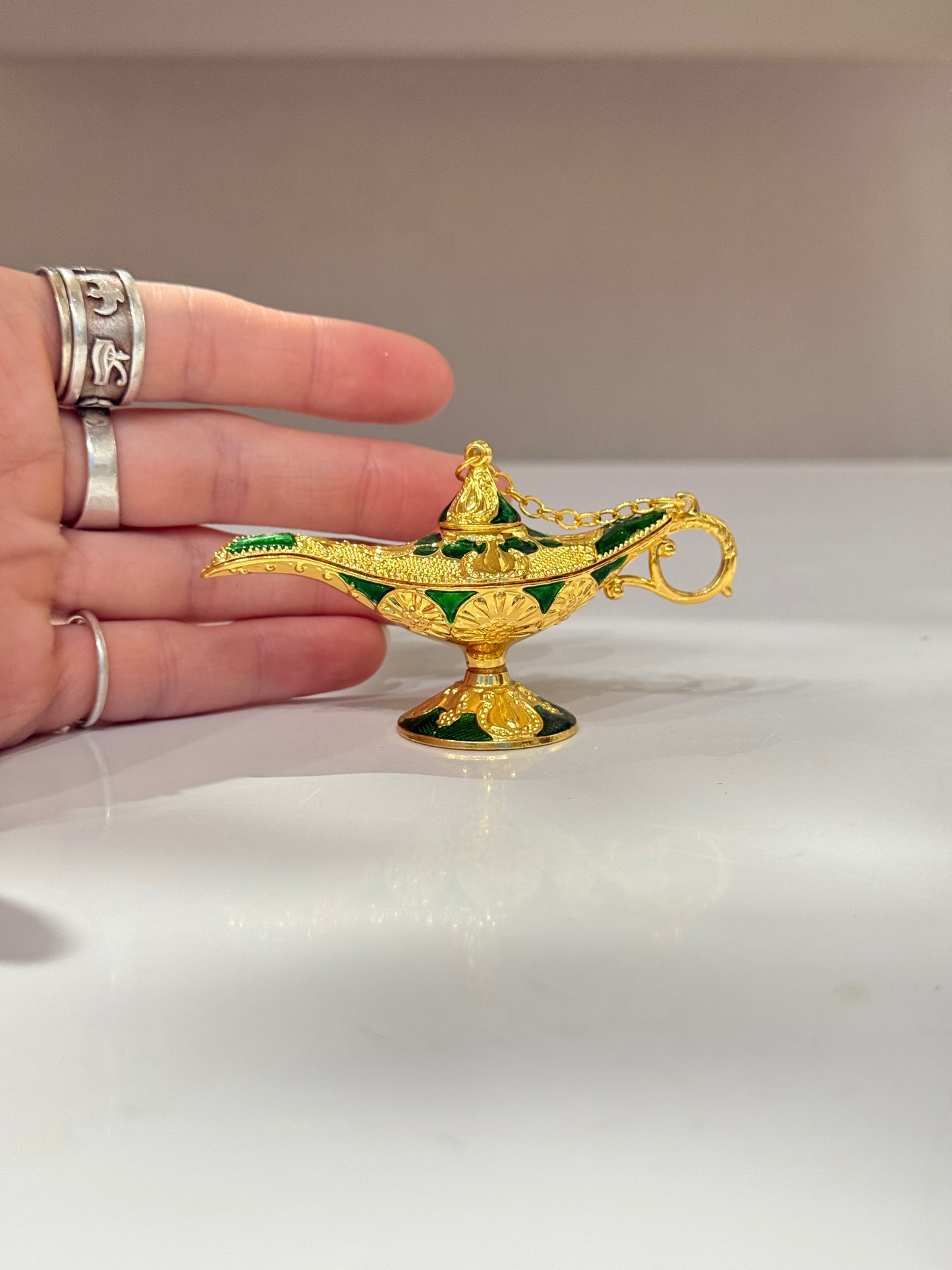 Genie Lamp Decorativa – Qatar ( Brass )