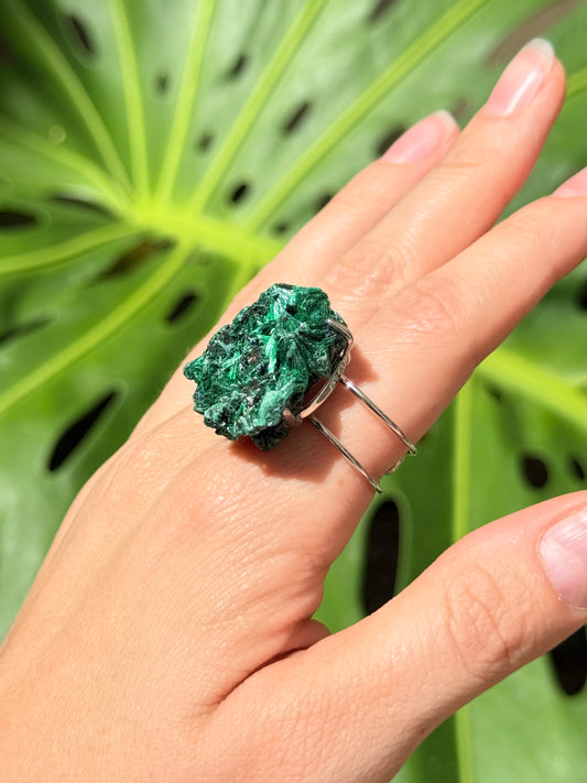 Raw Malachite ( Adjustable Ring )
