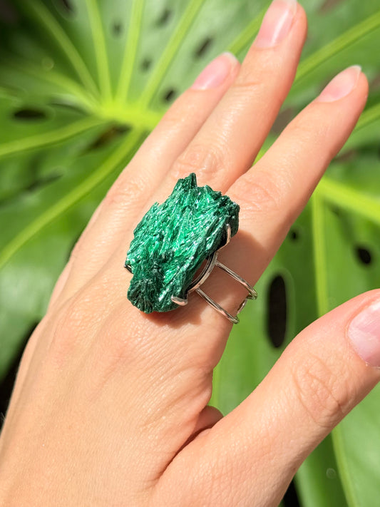 Raw Malachite ( Adjustable Ring )