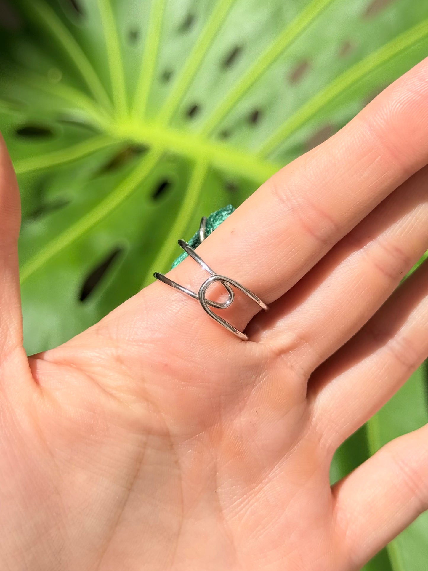 Raw Malachite ( Adjustable Ring )
