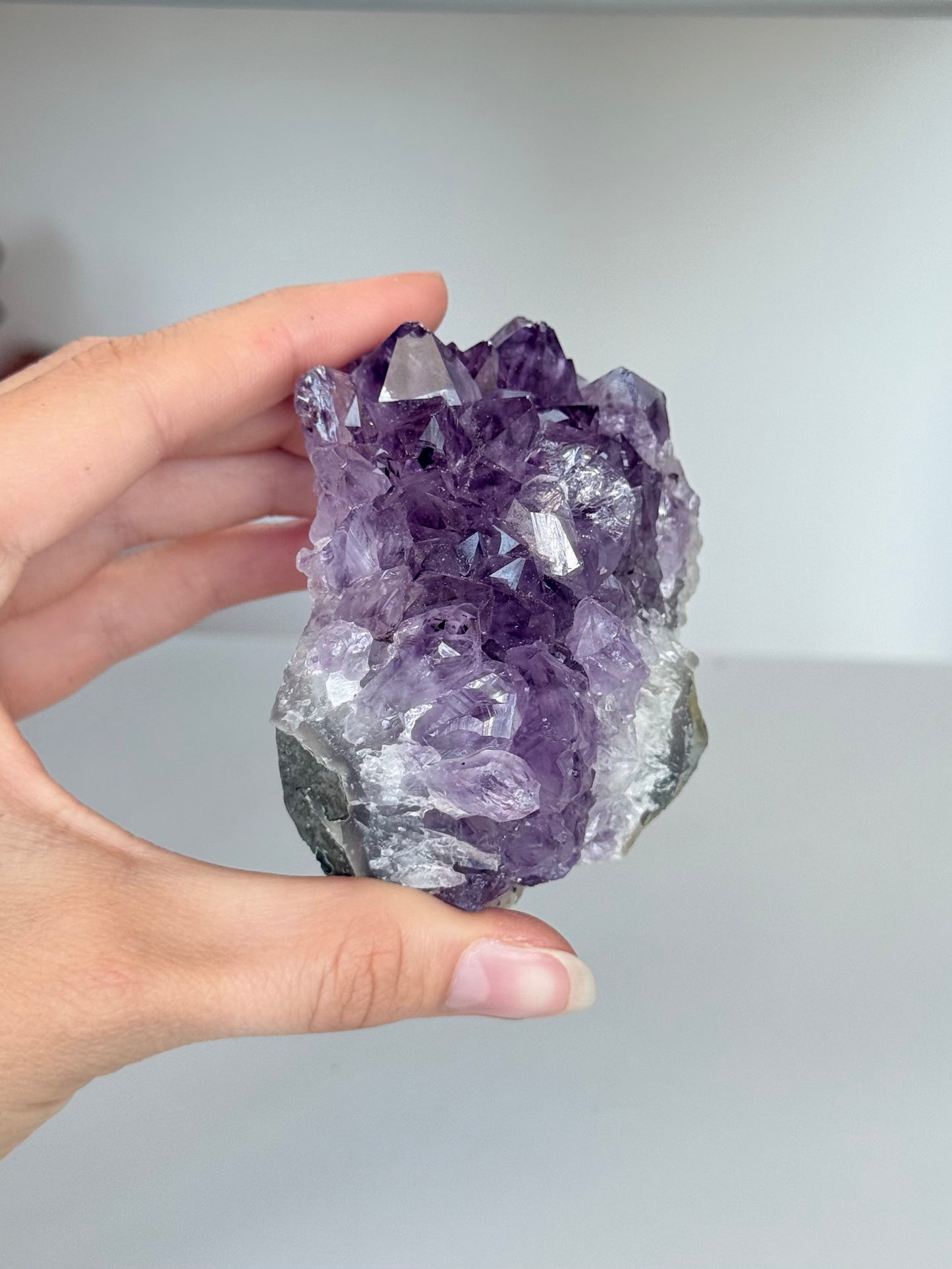 Small Amethyst Cluster / Clúster Pequeño de Amatista