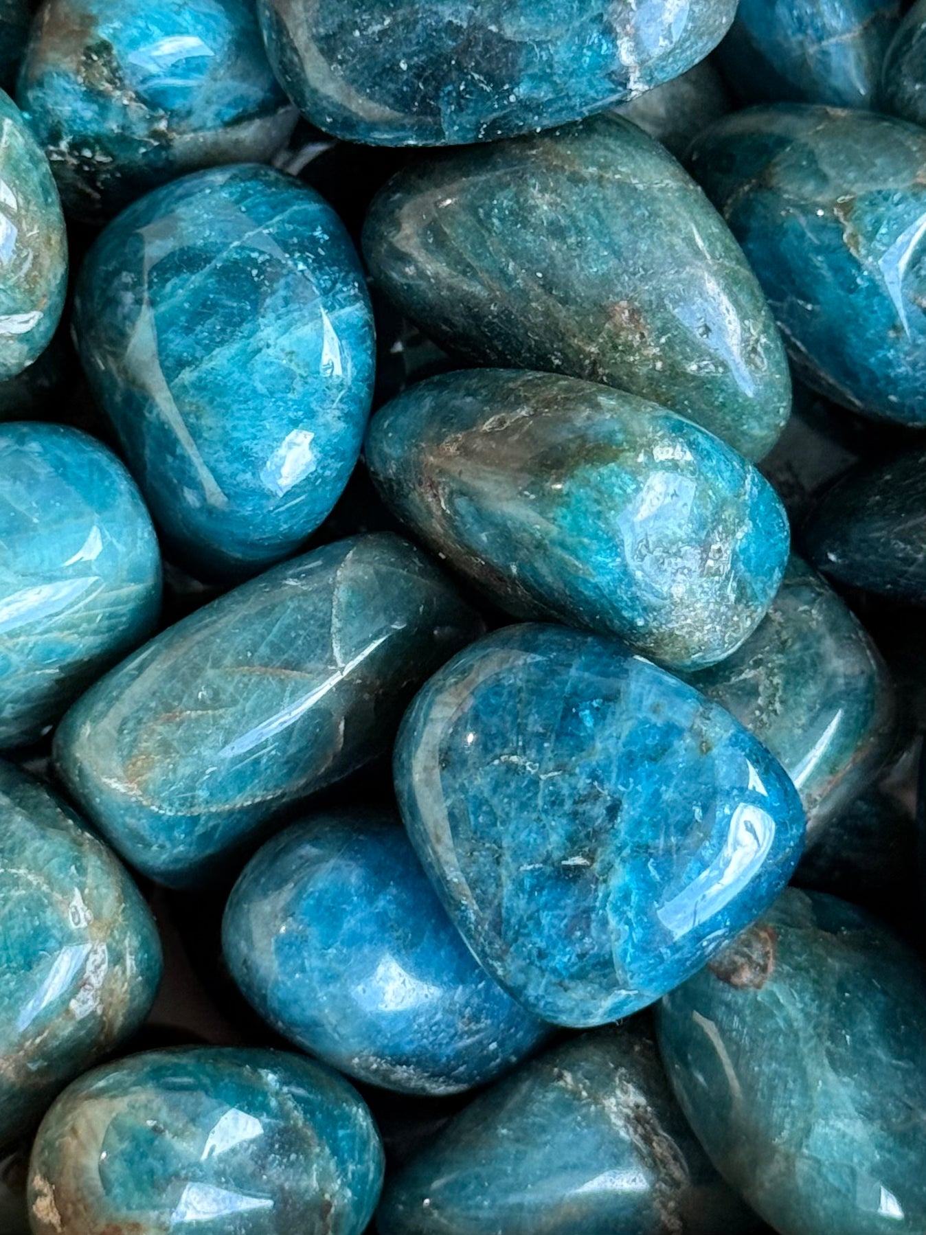 Blue Apatite Tumble / Apatita Azul Rodada
