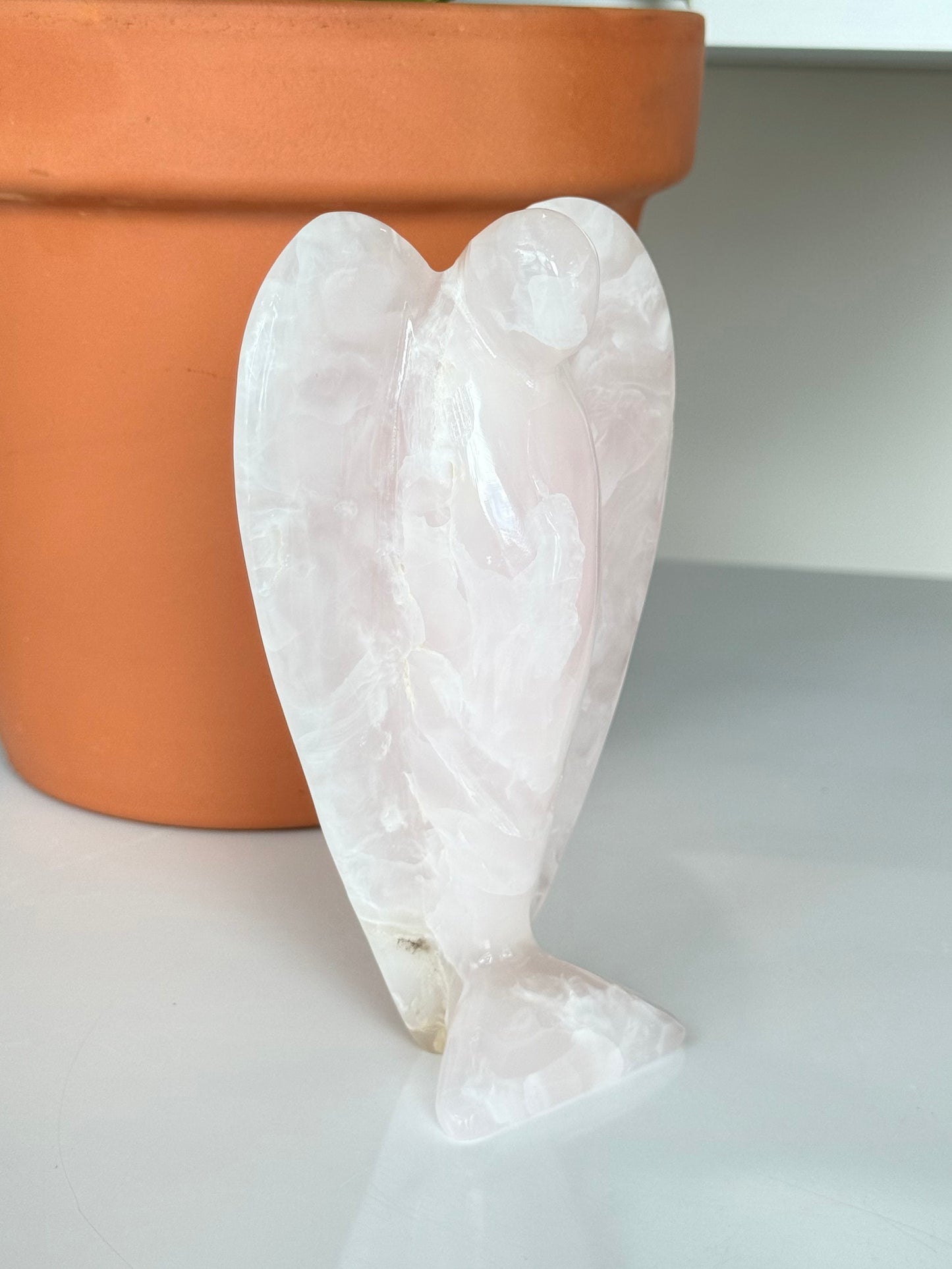 Pink Calcite Angel / Ángel de Calcita Rosa