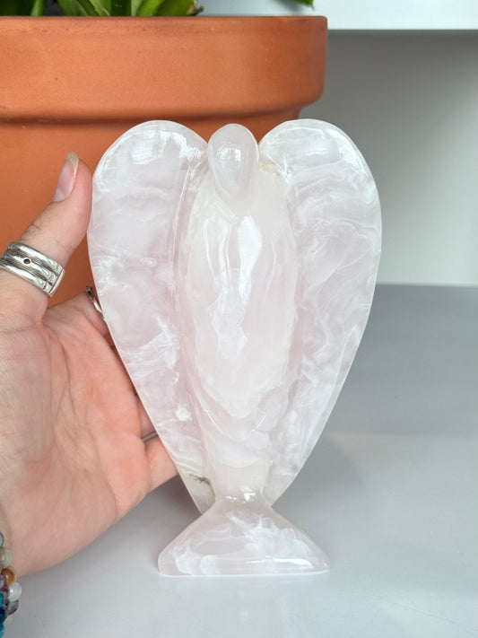 Pink Calcite Angel / Ángel de Calcita Rosa