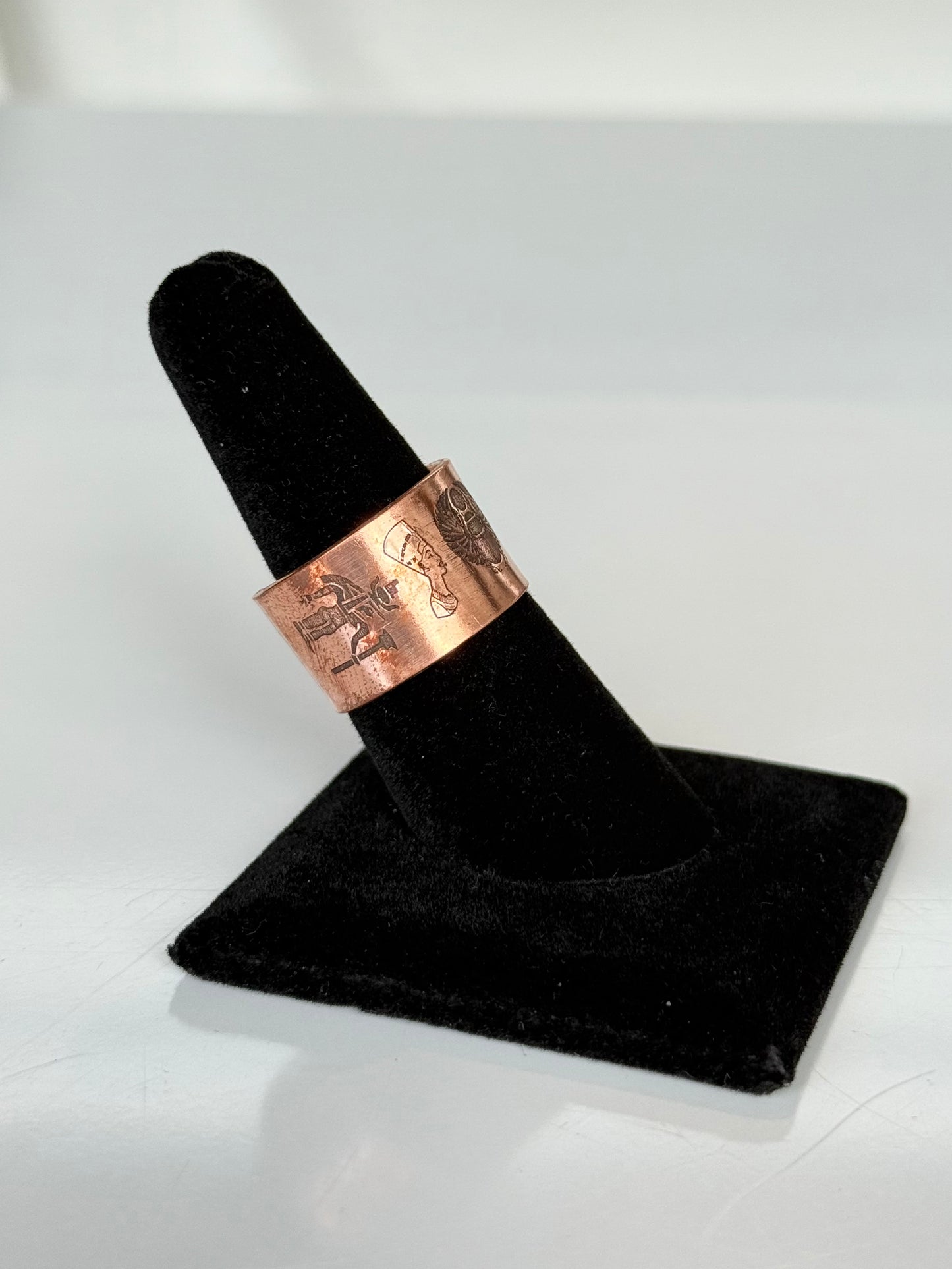 Egyptian Symbol Adjustable Copper Ring / Sortija Ajustable de Cobre con Símbolo Egipcio