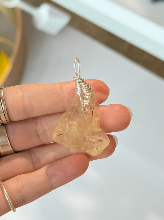 Lybian Desert Glass ( Silver 925 Wire )