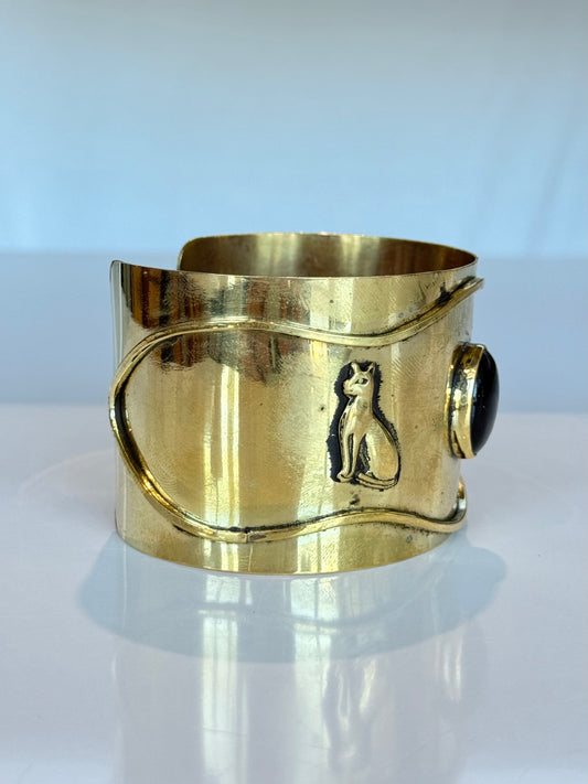 Protection Egyptian Agate Cuff ( Brass )