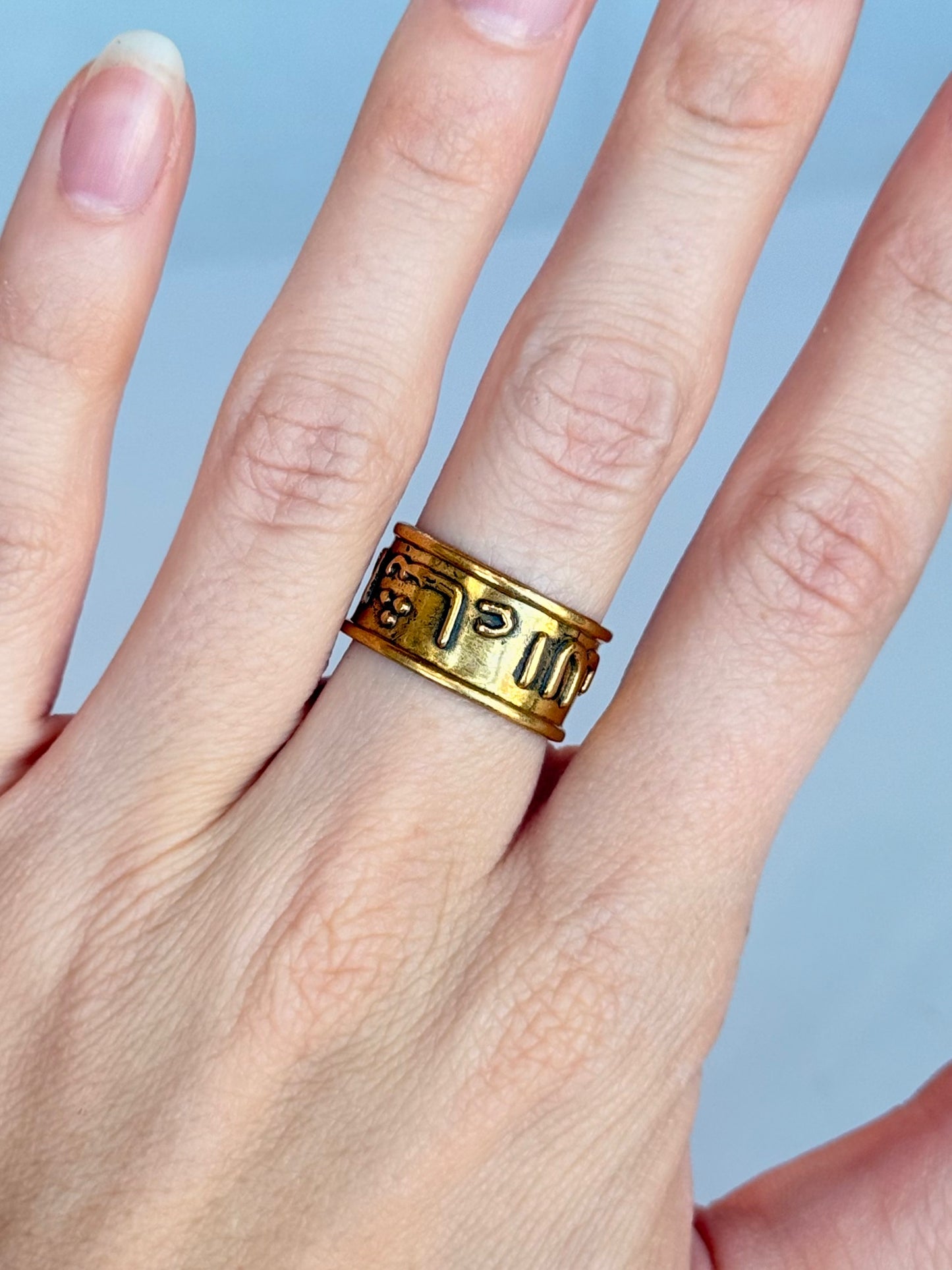 Connexion con la Sagrado ( Adjustable Size ) Brass