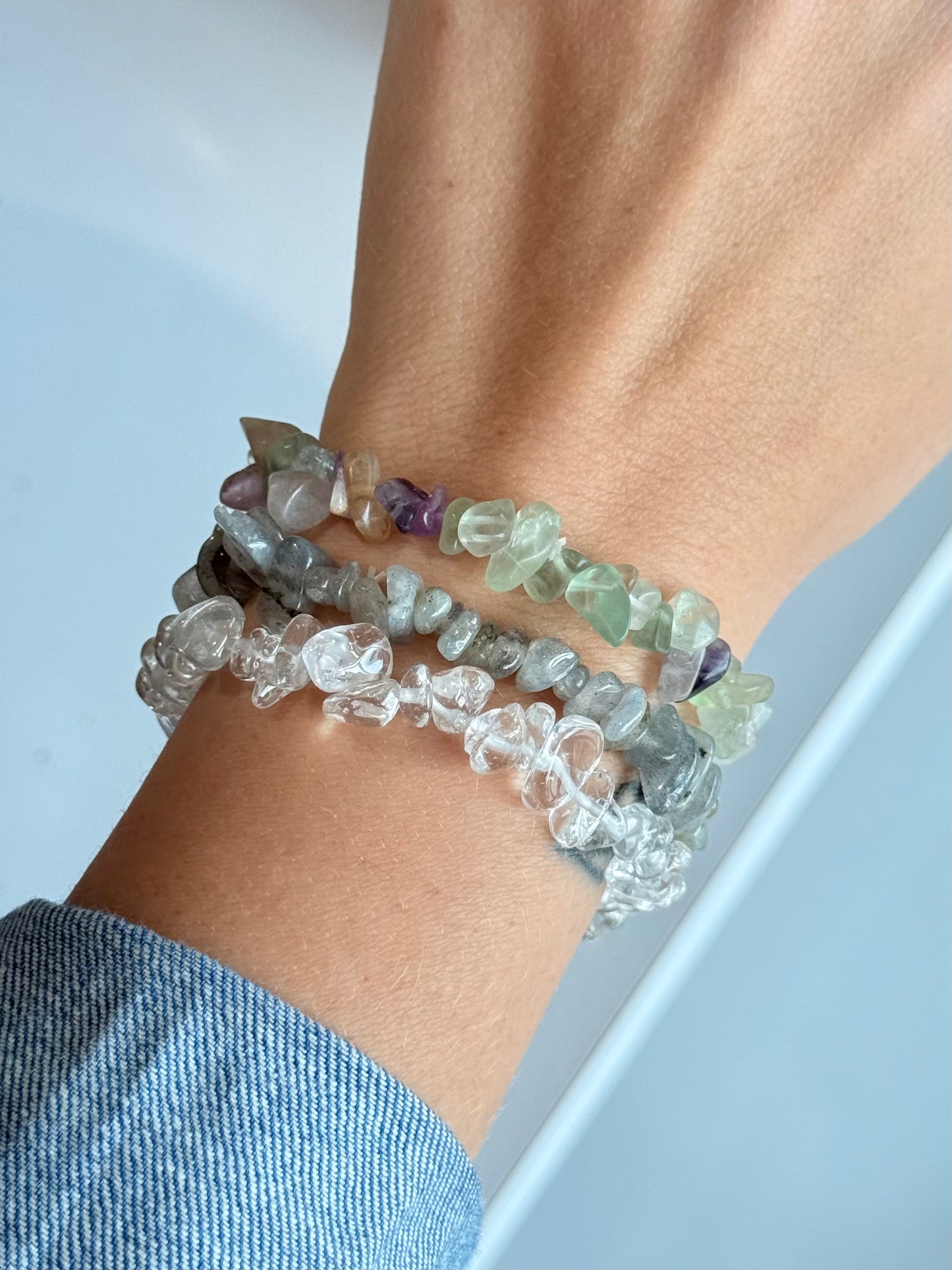Set de Pulseras para la Energía de la Ansiedad – Fluorita Chips, Labradorita Chips y Cuarzo Cristal Chips
