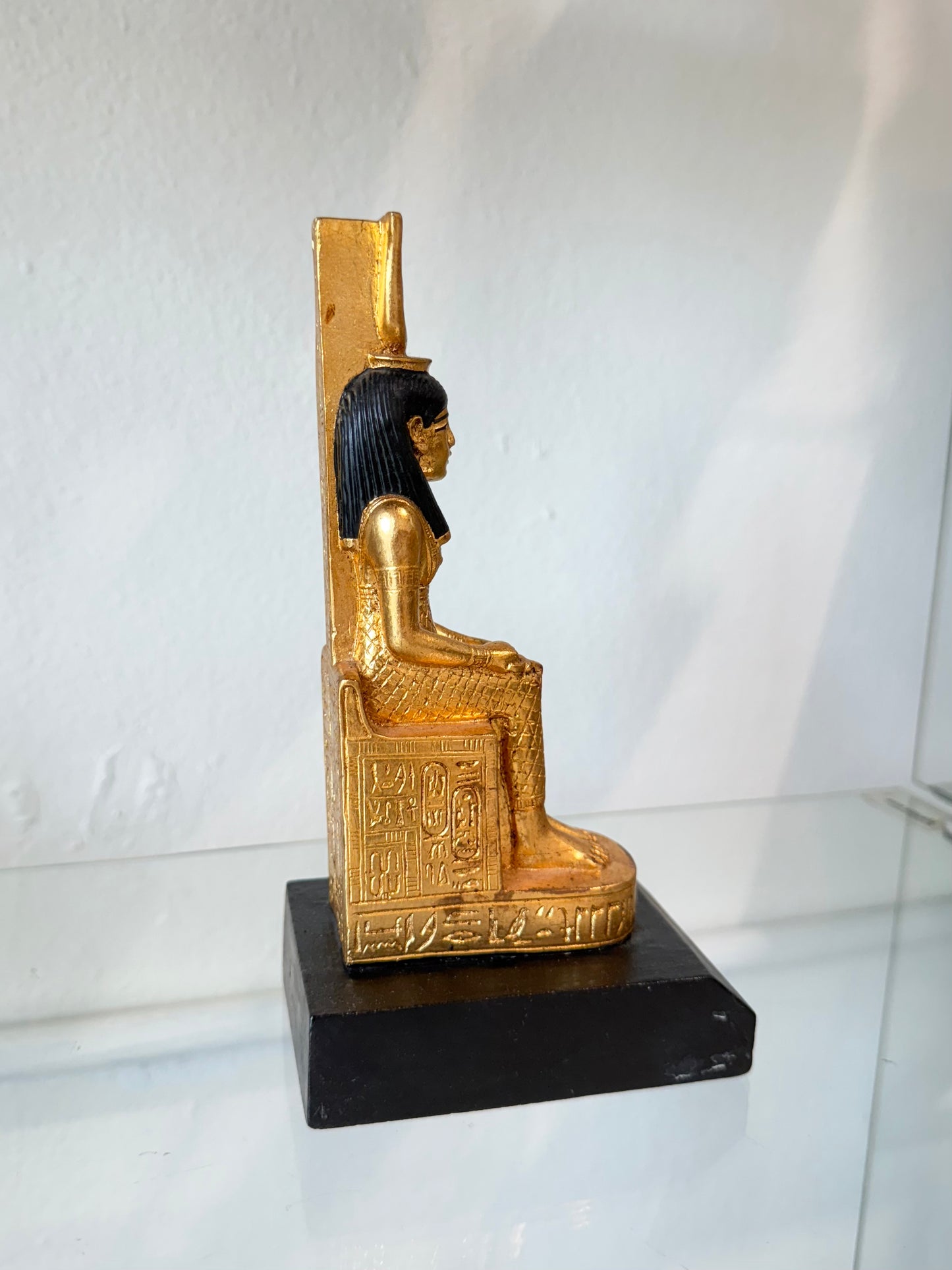 Egyptian Isis Statue | Estatua Egipcia de Isis