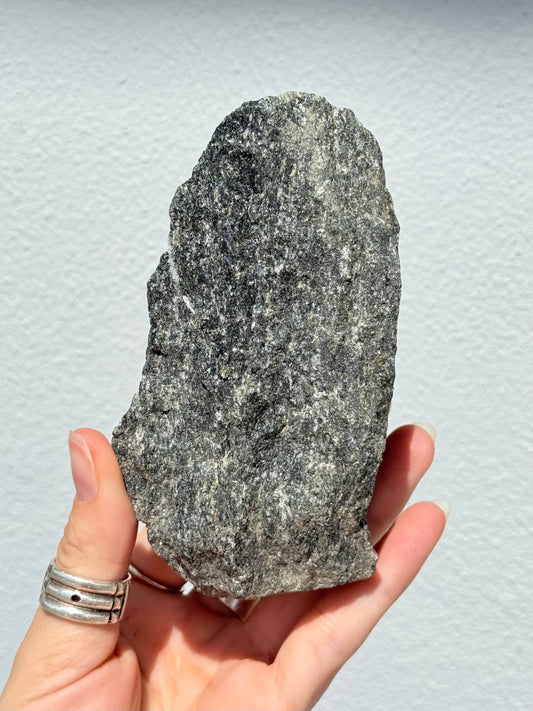 Nuummite Raw Stone ( Groenlandia )
