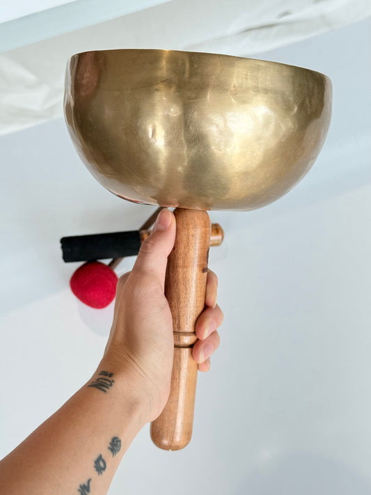 7 Metal Singing Bowl with Wooden Handle - 7" Inch - Note G Solar Plexus Chakra
