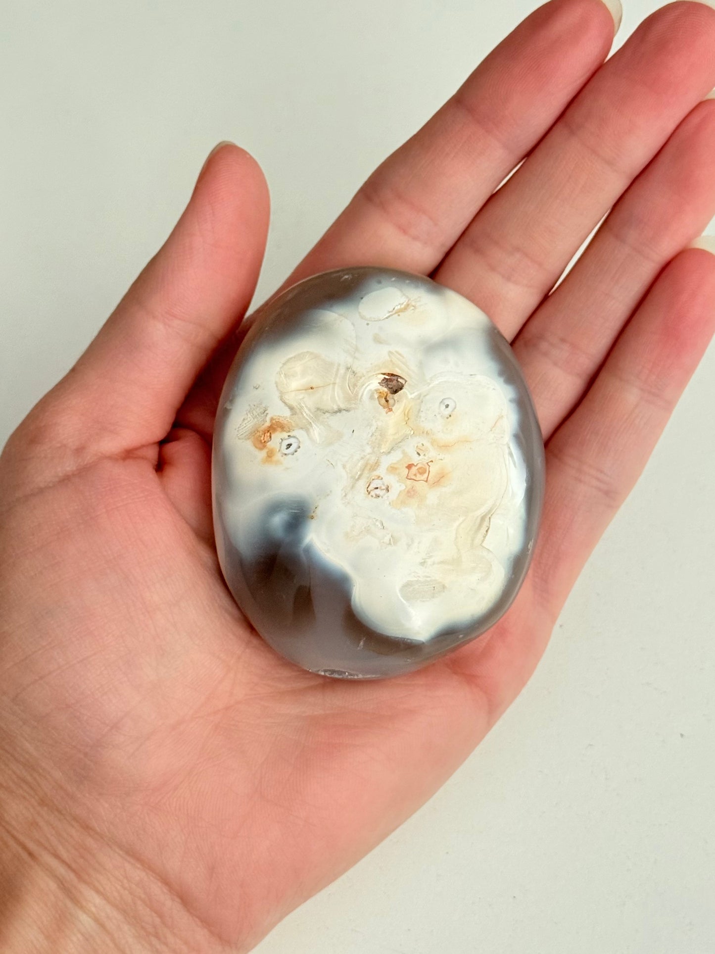 Orca Agate Palm Stone | Palm Stone de Ágata Orca ( Med )