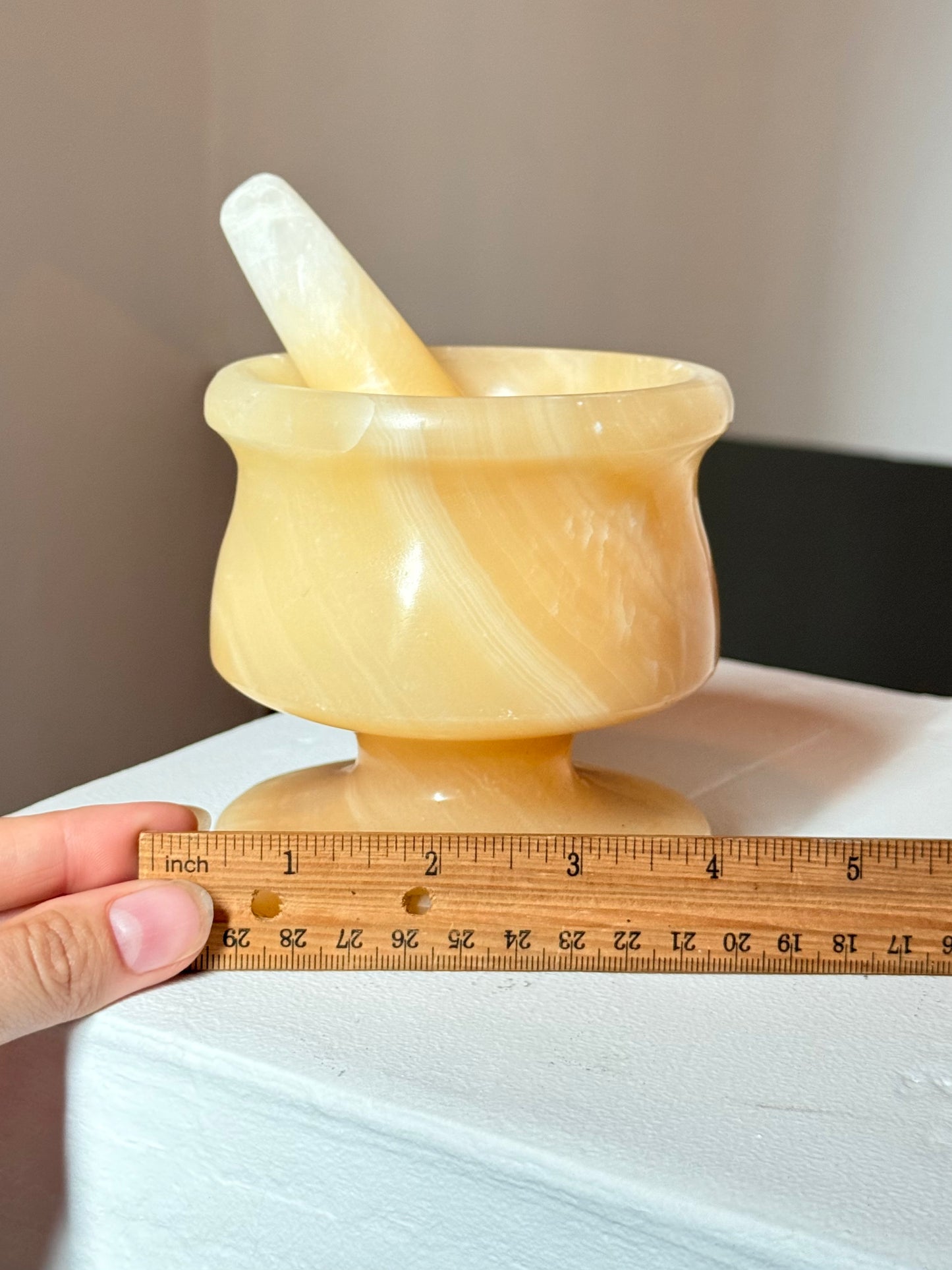 Egyptian Alabaster Mortar & Pestle | Mortero de Alabastro Egipcio