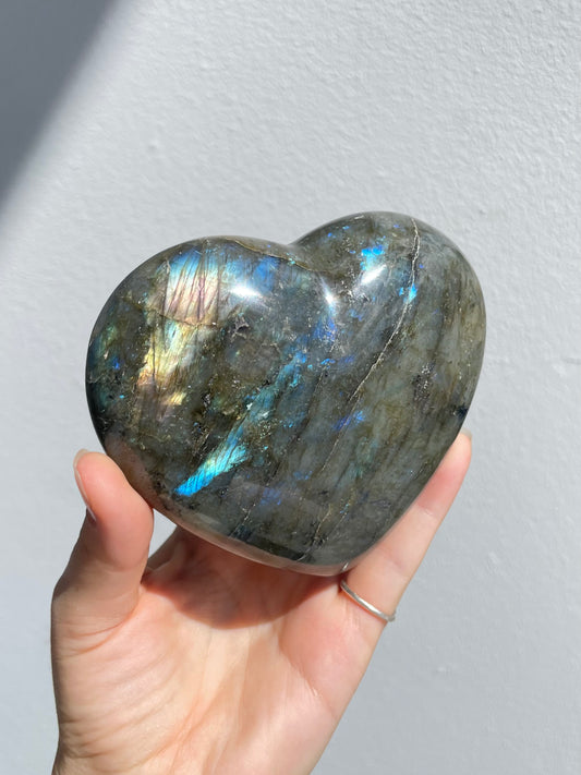 Labradorite-Heart (A)