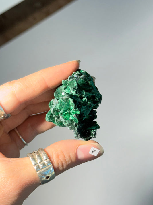 Raw Malachite ( E )