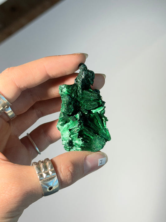 Raw Malachite ( J )