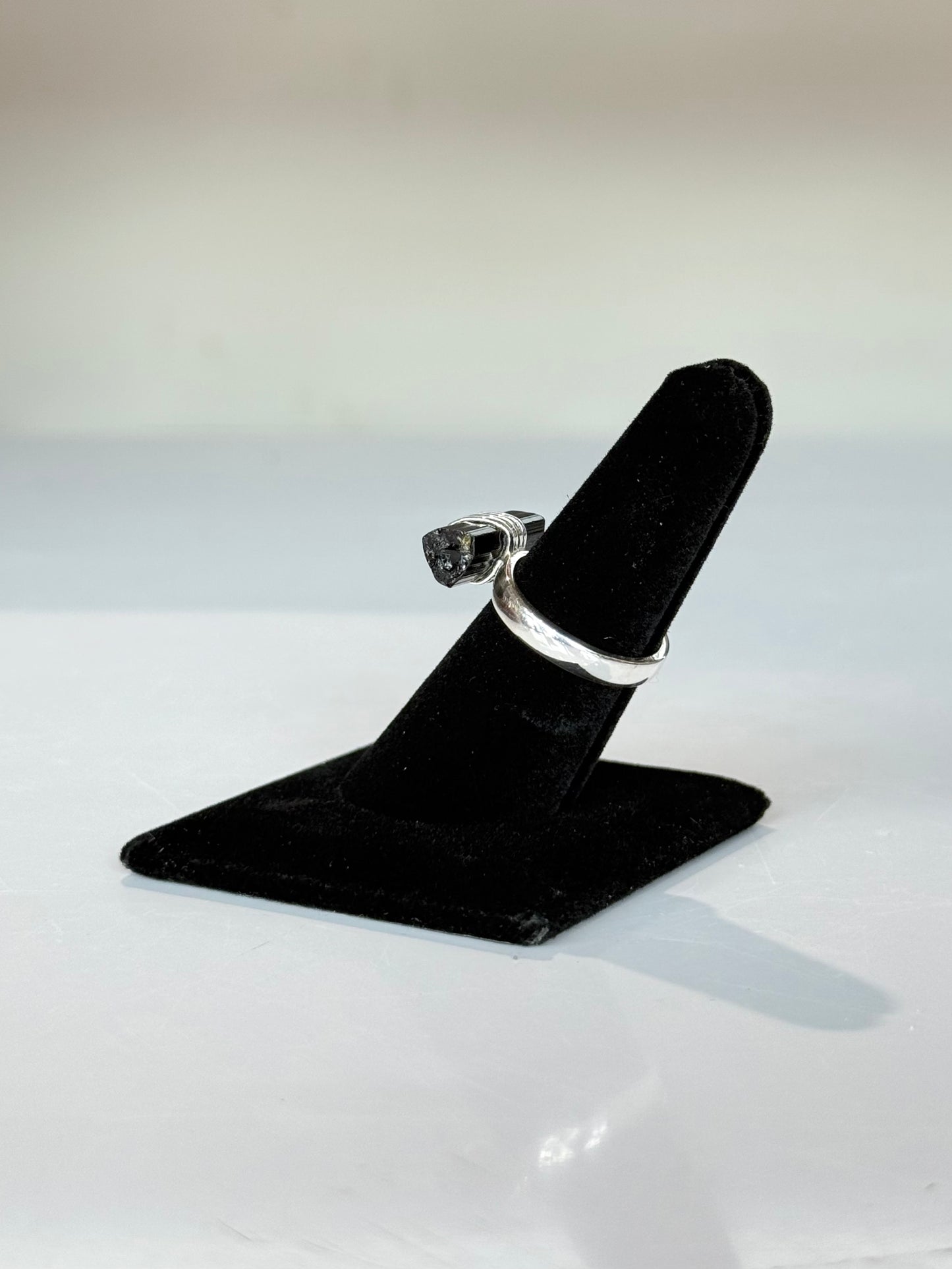 Black Tourmaline ( Size 7 )