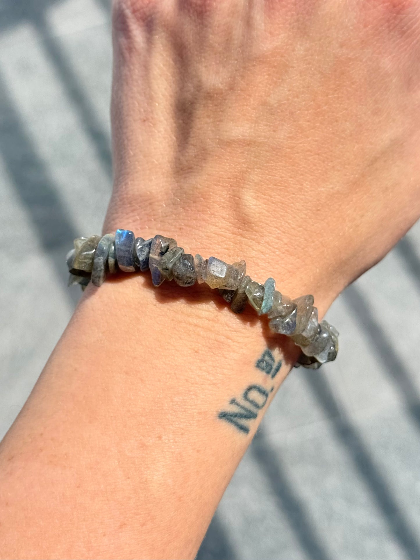 Pulsera de Labradorita Chip | Labradorite Chip Bracelet