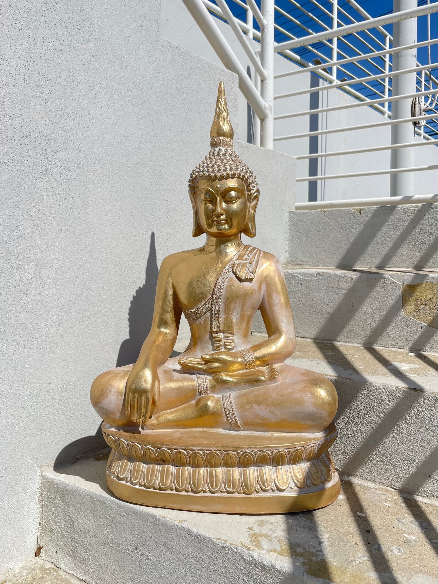 Buddha Dorado