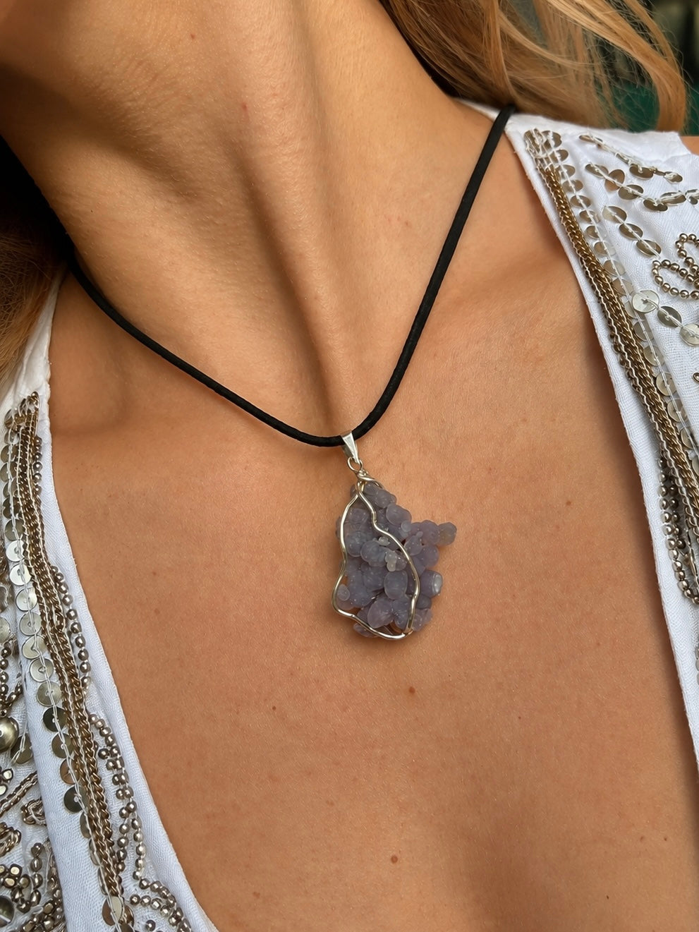 Grape Agate Pendant / Colgante de Ágata Uva