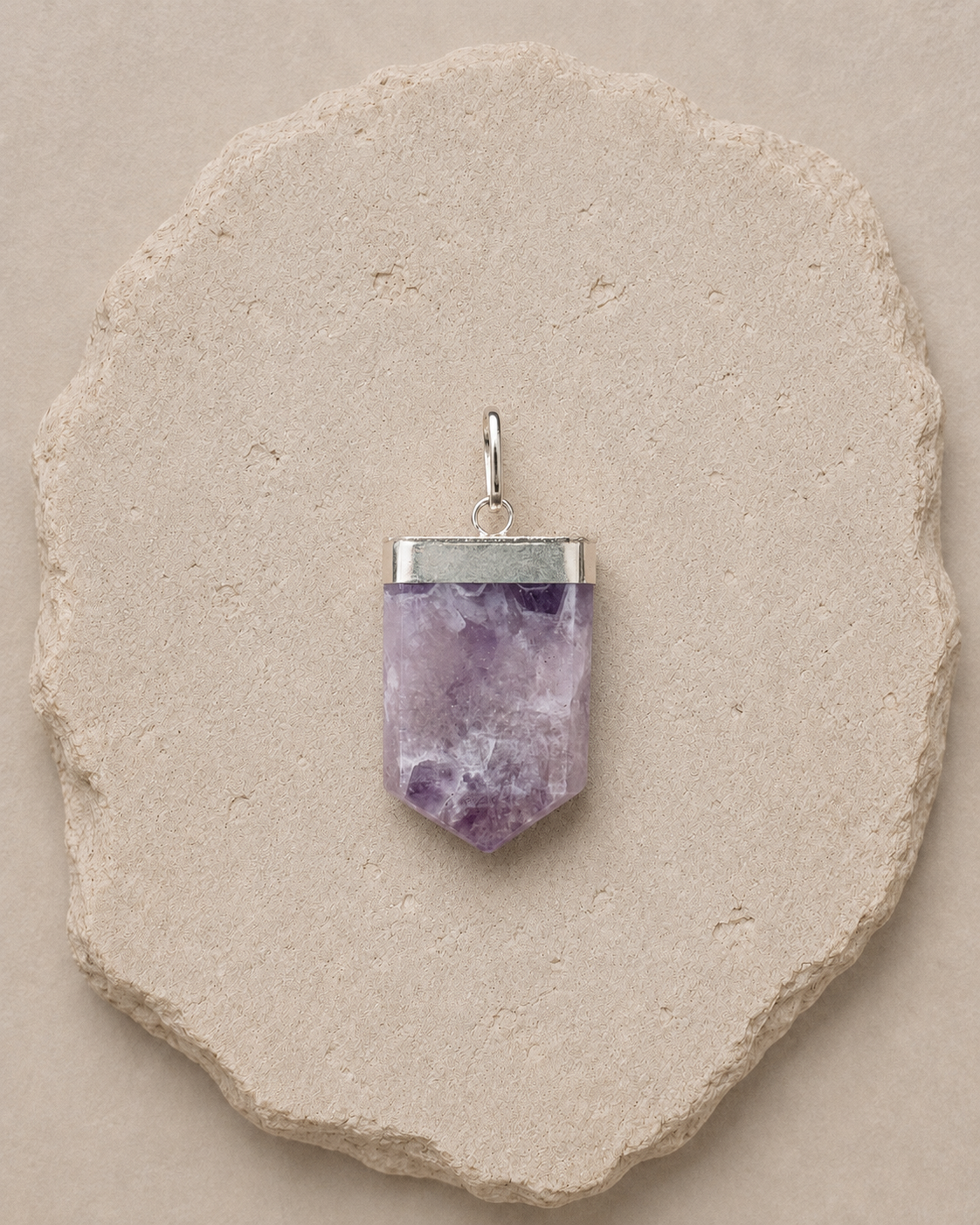 Amethyst Pendant with Spiral Engraving | Pendant de Amatista con Espiral Grabado