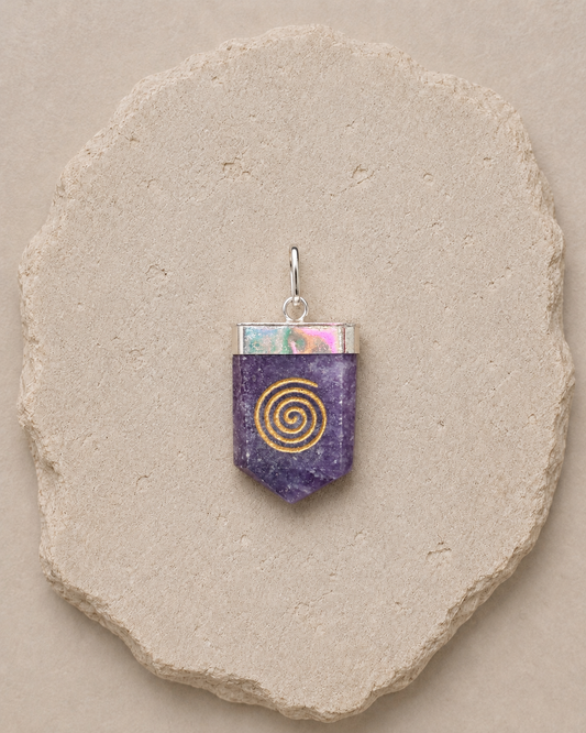 Lepidolite Pendant with Spiral Engraving | Pendant de Lepidolita con Espiral Grabado