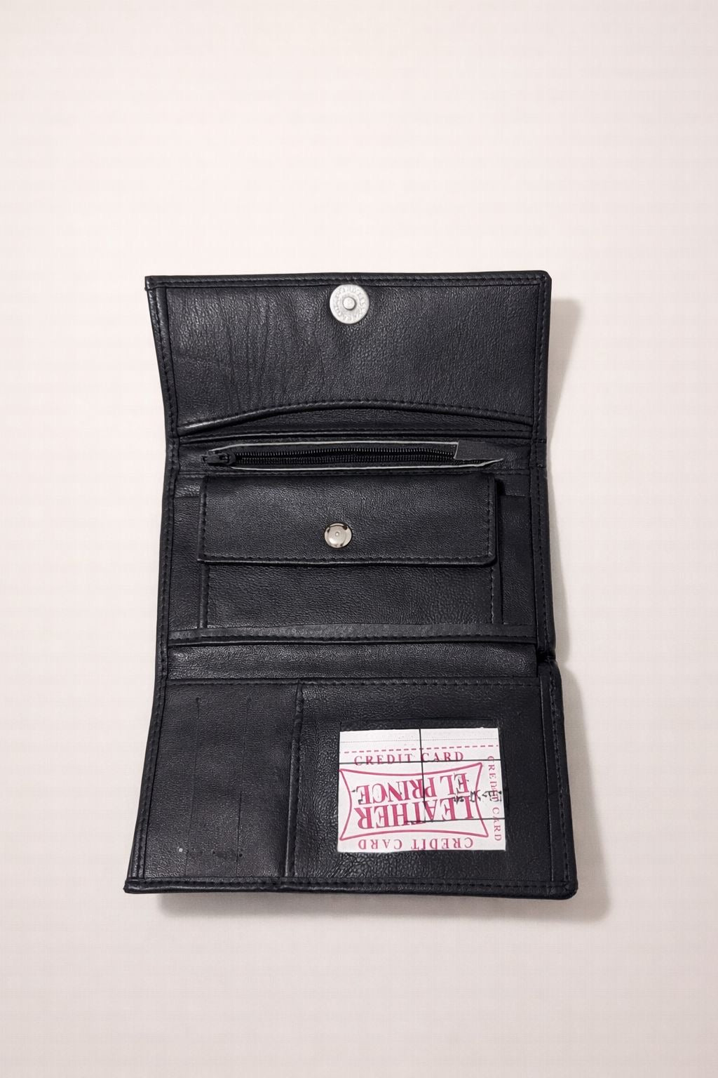 Cartera Wallet Cuero ( Color Negra ) Egipcias