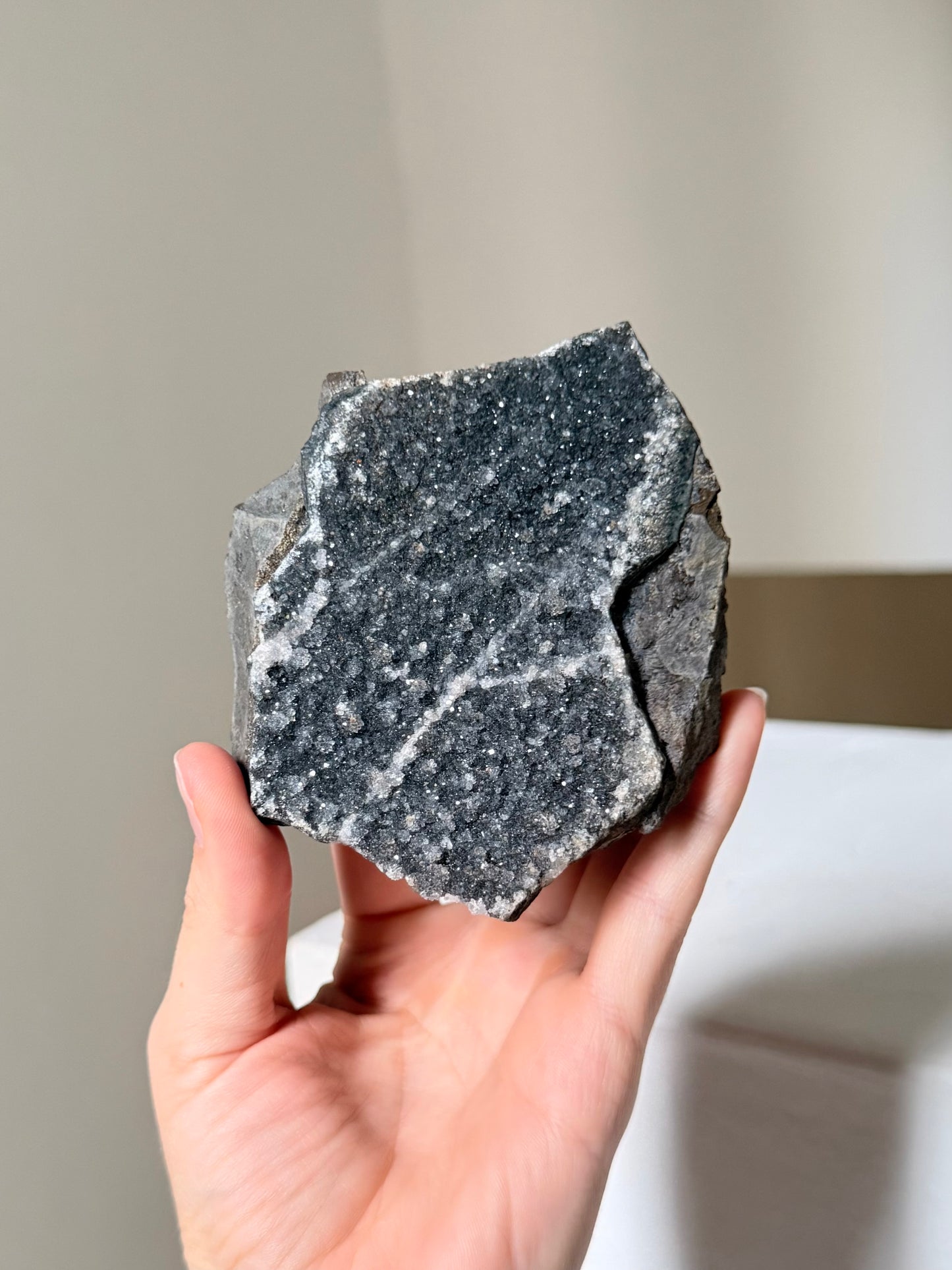 Black Amethyst Cluster / Amatista Negra Cluster