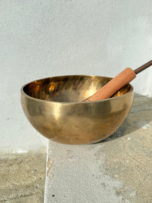 7 Metal Singing Bowl ( Note G Solar Chakra ) 8”