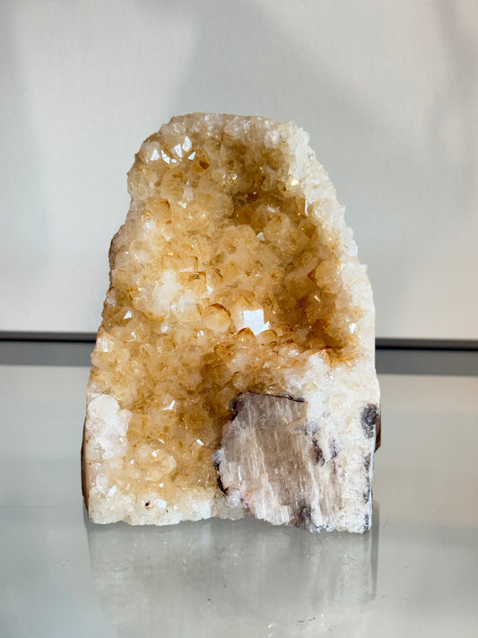 Treated Citrine Cluster / Cluster de Citrino Tratado