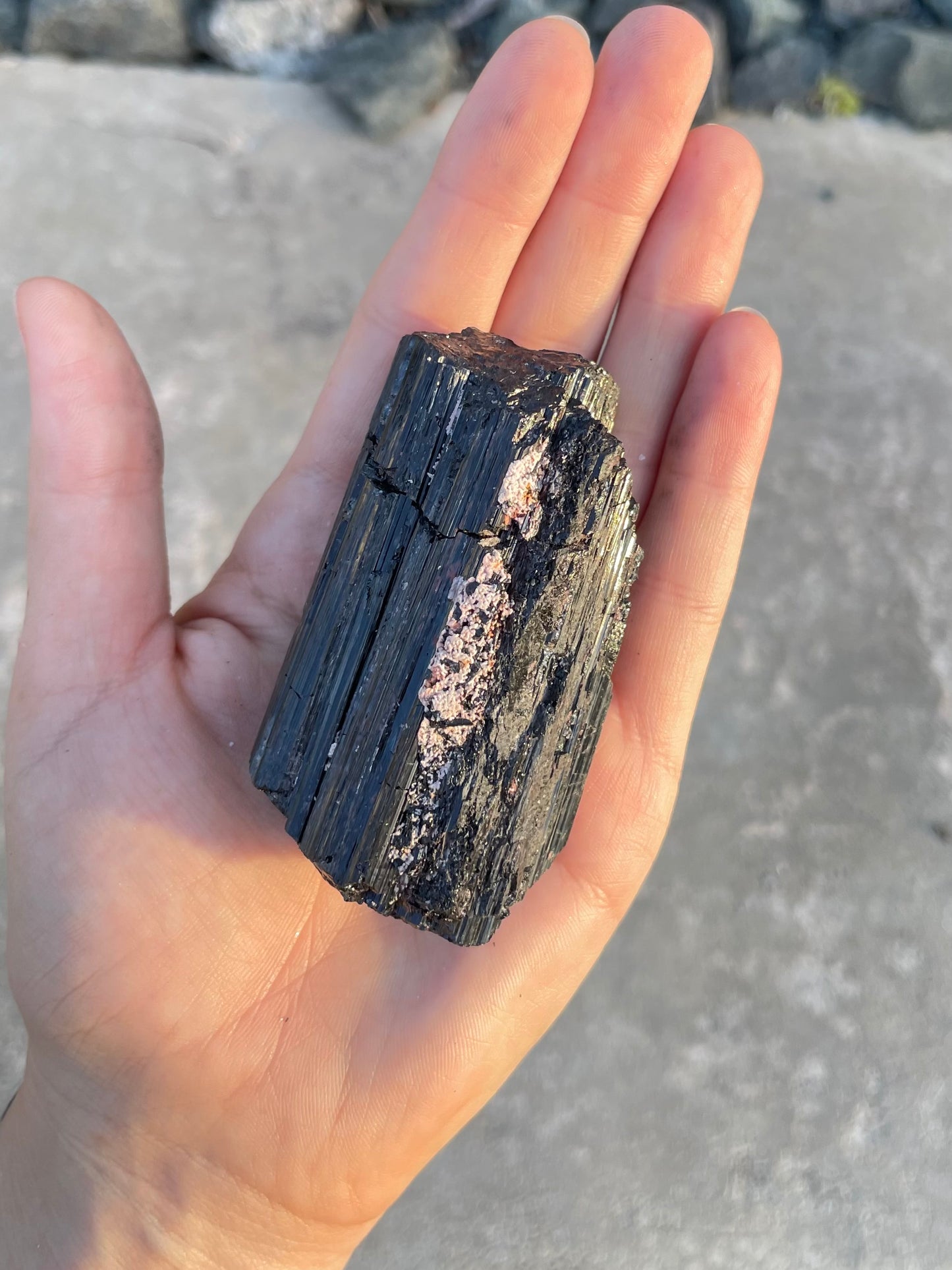 Black Tourmaline (d)