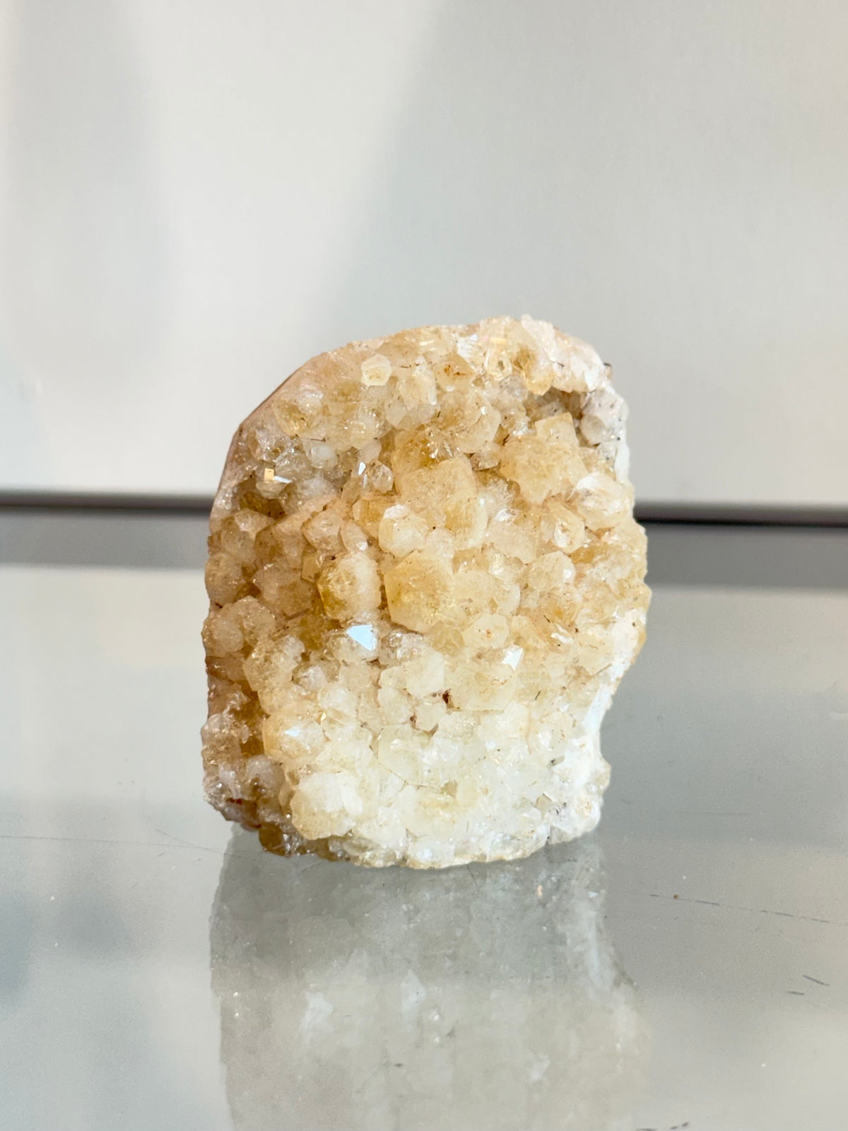Treated Citrine Cluster / Cluster de Citrino Tratado