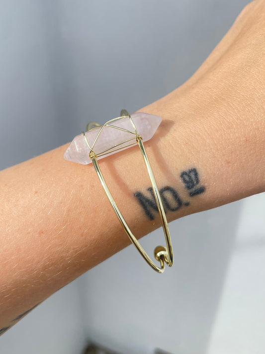 Brass Double Point Rose Quartz Cuff Bracelet ( Gold )
