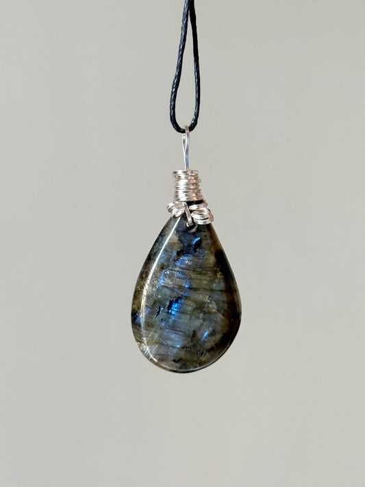 Labradorite Pendant Silver 925 Wire