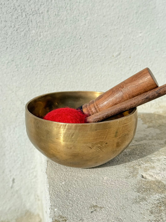 7 Metal Singing Bowl ( Note C Sacral Chakra ) 4”