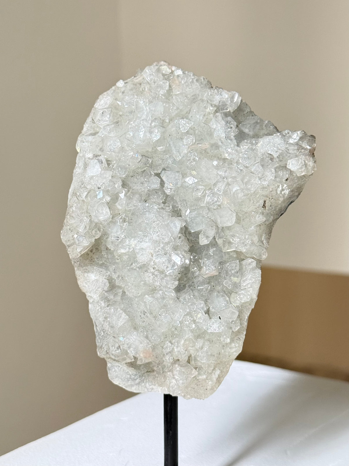 Apophyllite on Stand / Apofilita en Base
