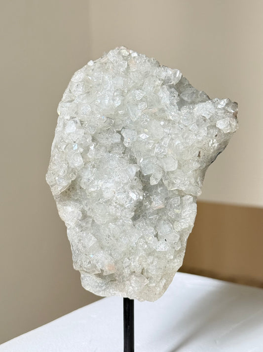 Apophyllite on Stand / Apofilita en Base