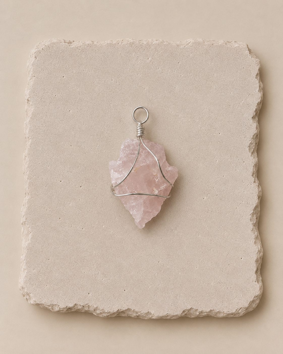 Rose Quartz Arrowhead Pendant | Pendant Punta de Flecha de Cuarzo Rosa