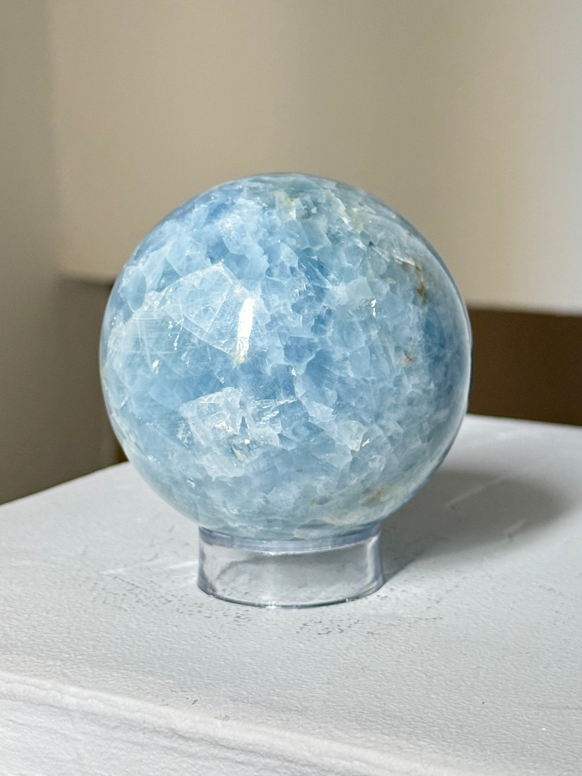 Blue Calcite Sphere / Esfera de Calcita Azul